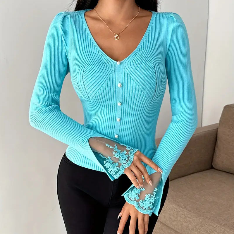 Mariana | Camisola canelada com decote em V e mangas em renda