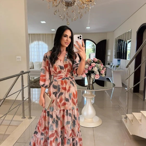 CLAUDIA | Vestido longo floral com caimento confortável para dias elegantes