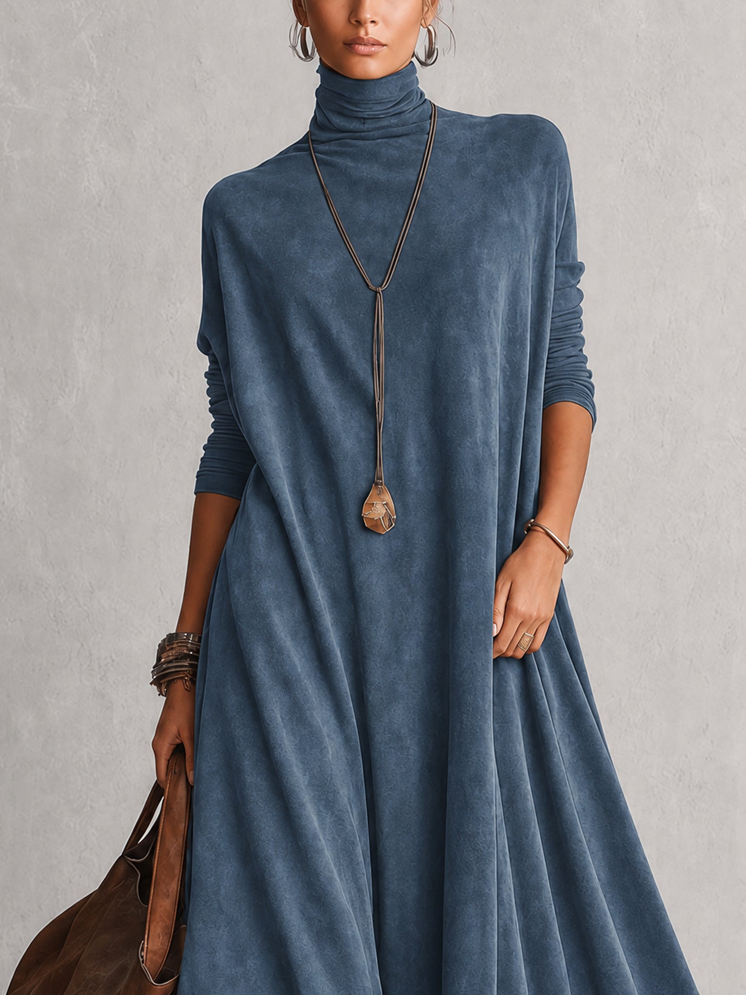 Brunella – Vestido Comprido com Efeito Camurça e Renda