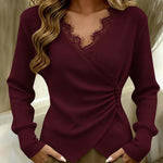 Katia — Camisola com decote em V e detalhes em renda