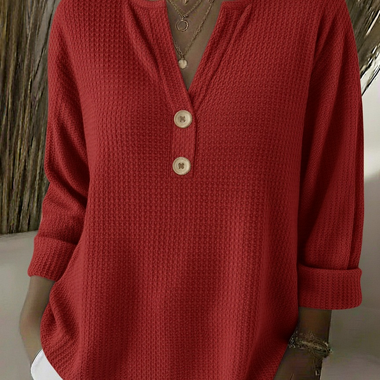 Lucia | T-shirt Henley Texturada com Botões