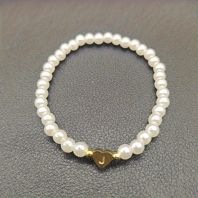 Pulseira Elegante com Inicial e Coração (A–Z)