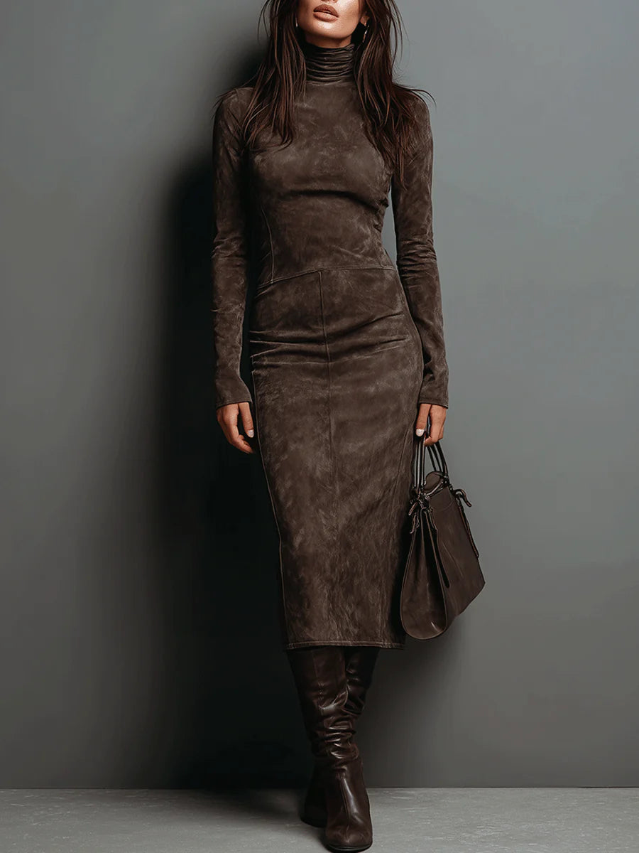 Carla – Vestido Midi com Efeito Camurça e Gola Alta