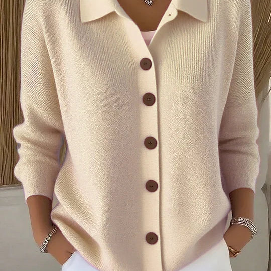 Josefina | Cardigan de Malha Liso com Gola e Botões