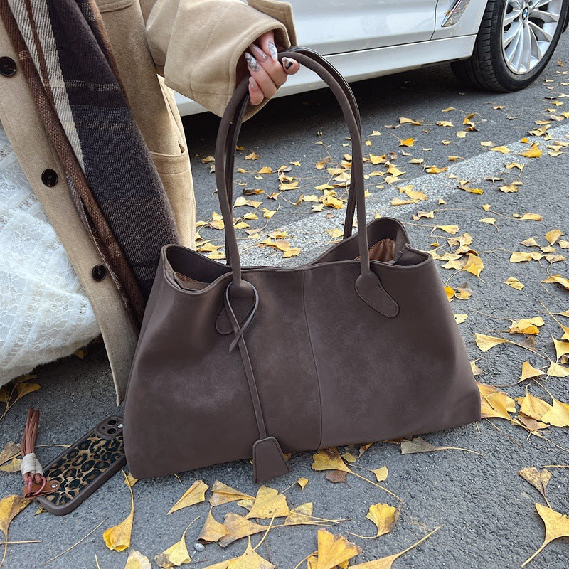 Vittoria Eleganza — Mala Maxi