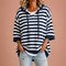 Poncho Loredana de malha às riscas com capuz, azul-marinho