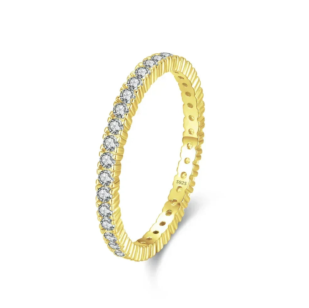 Anel Minimalista Brilhante Eternity