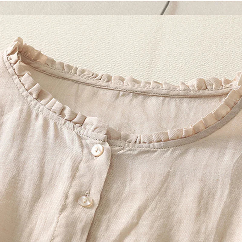 Ines — Blusa de Linho com Renda