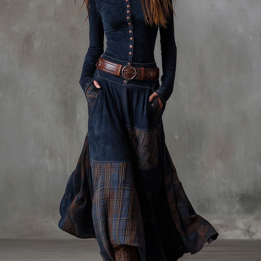 Aurelia – Vestido Comprido com Efeito Camurça, Painéis em Xadrez e Cinto