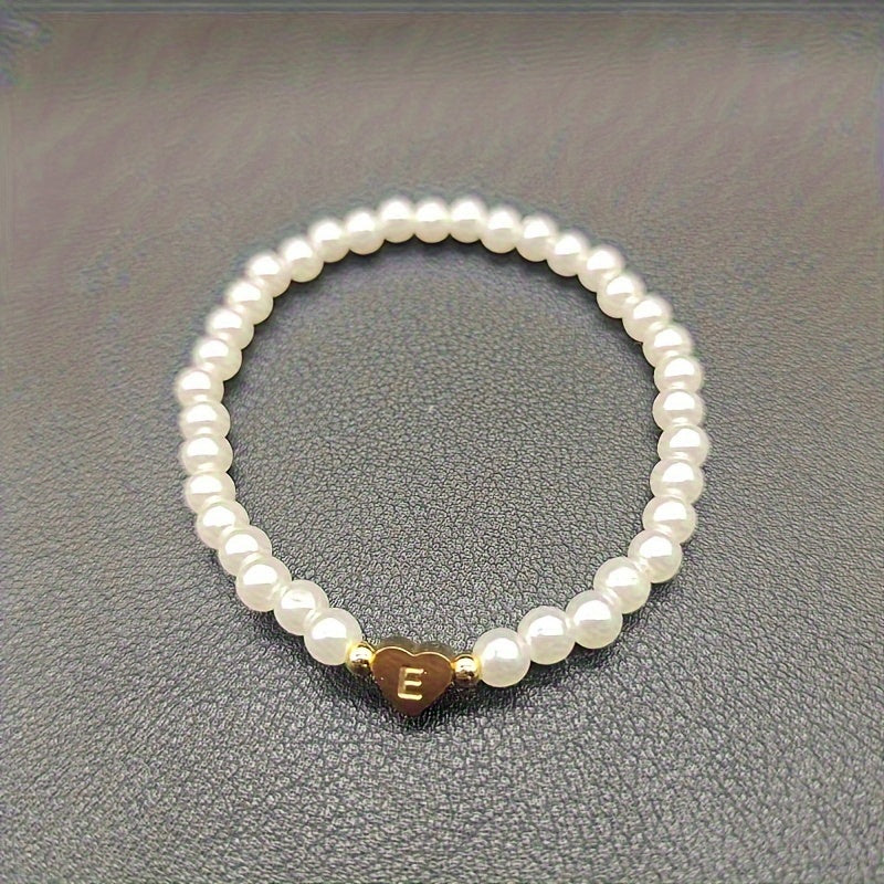Pulseira Elegante com Inicial e Coração (A–Z)