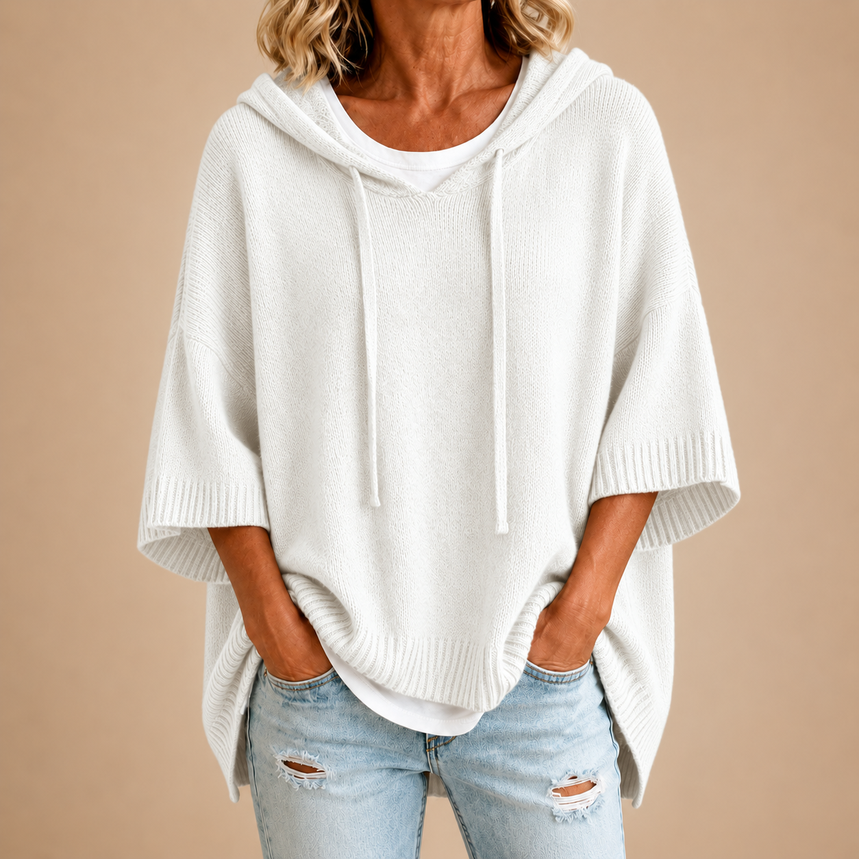Poncho Mirella de malha com capuz, branco