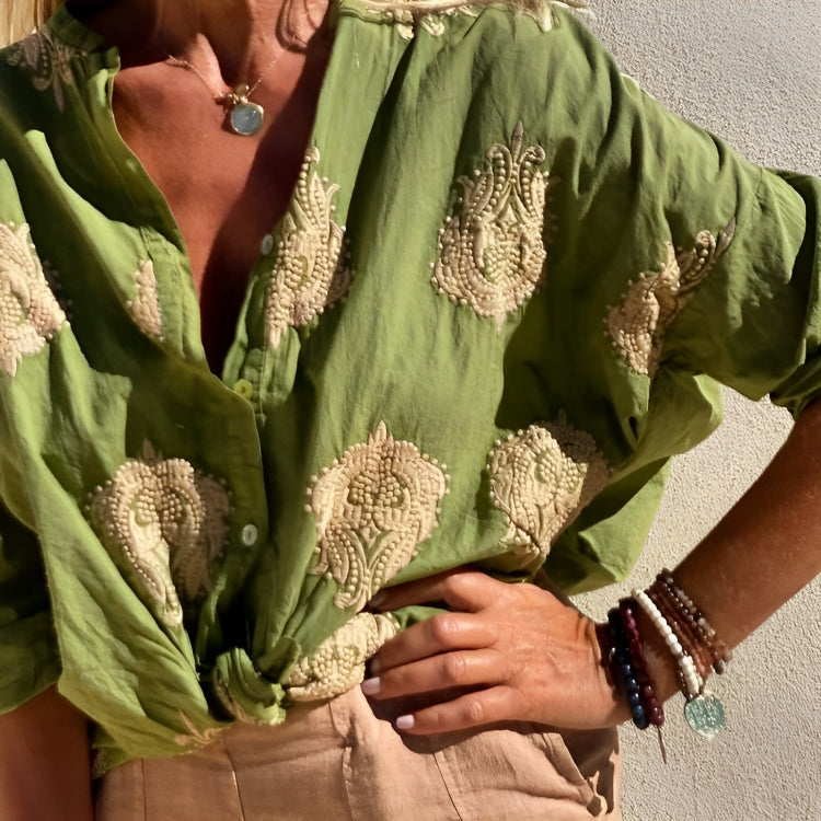 Simone™ — Blusa estilosa e moderna